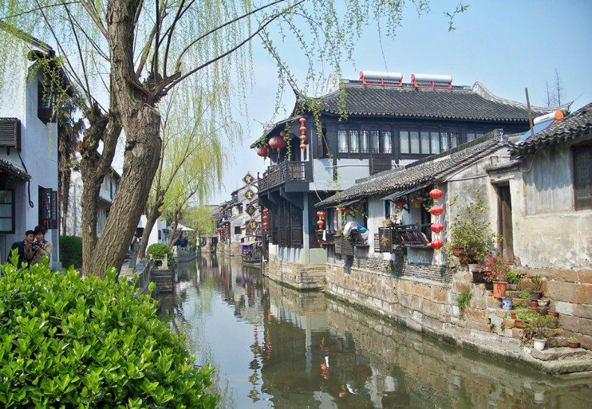 华测导航公告,控股股东拟增持3000万元